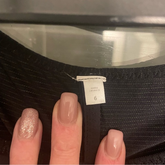 Lululemon t-shirt - Picture 3 of 3